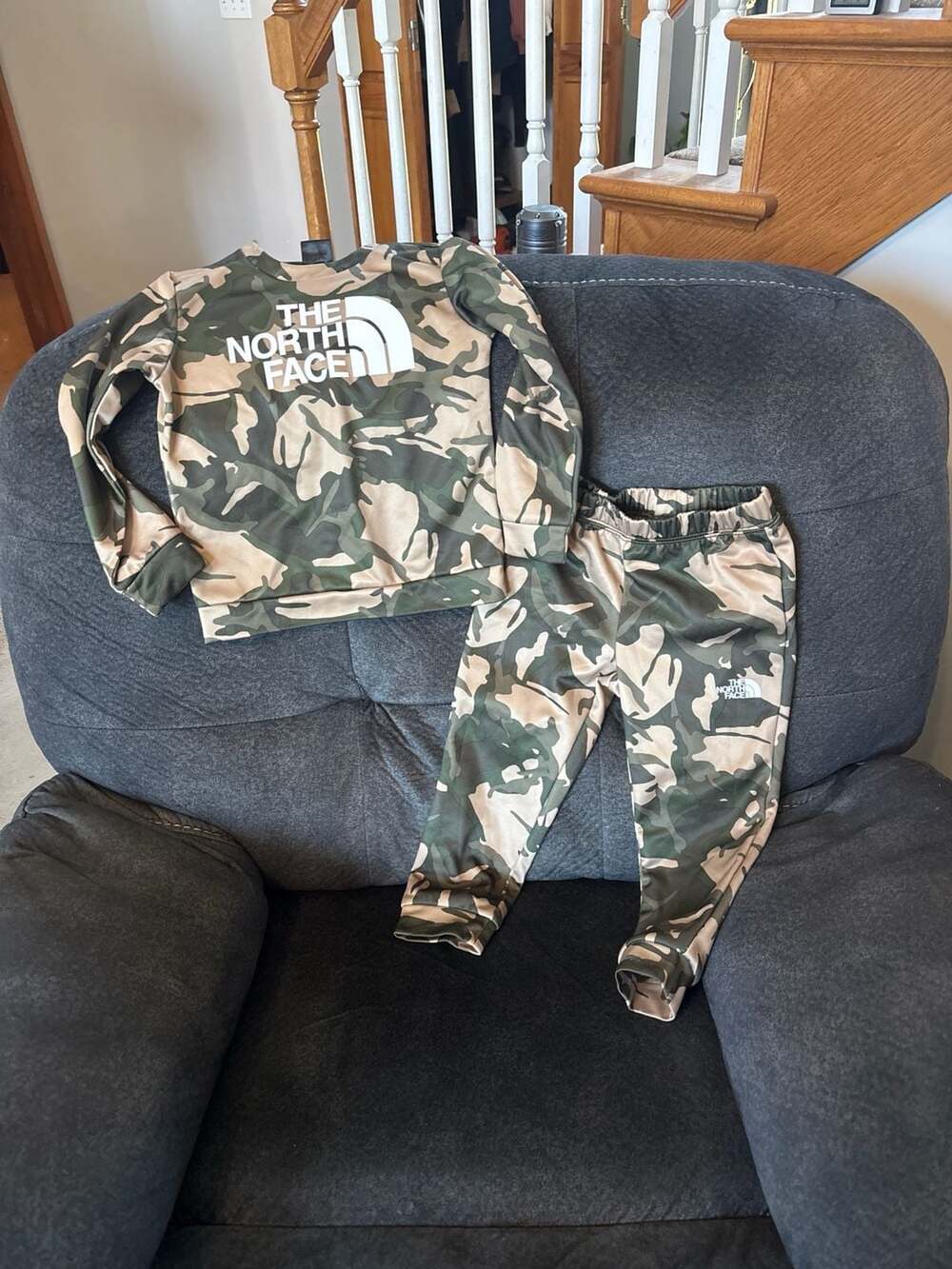 The North Face Toddler Boys Camo Crewneck Sweatshirt and Joggers 2-Piece Set